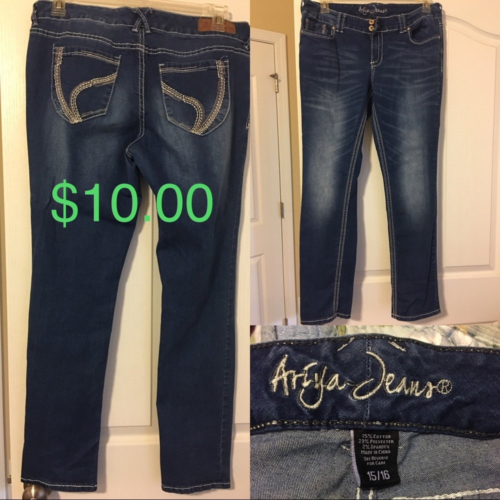 Ariya Jeans